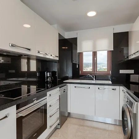 Σπίτι διακοπών Town House Sleeps 4 With Pool And Air Con *
